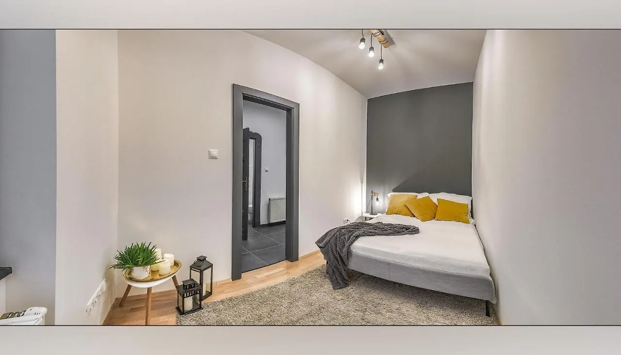 Spacious Luxury 2Br Apt In Downtown Budapest - Ora 0*,  Hungary
